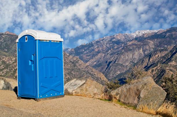 Portable Toilet Options We Offer in Runge, TX