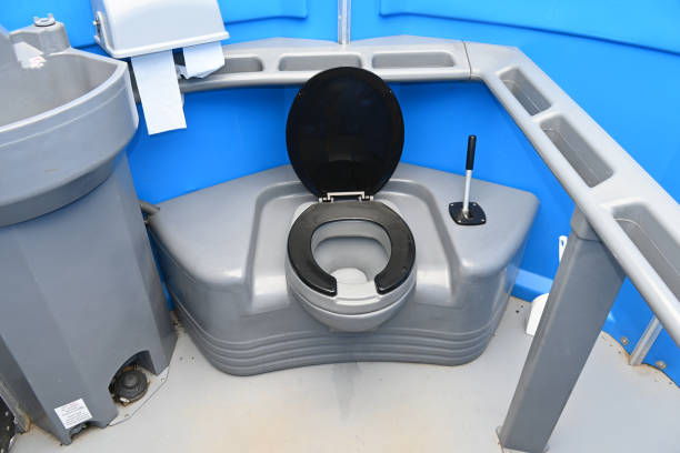 Best Portable restroom trailer rental  in Runge, TX